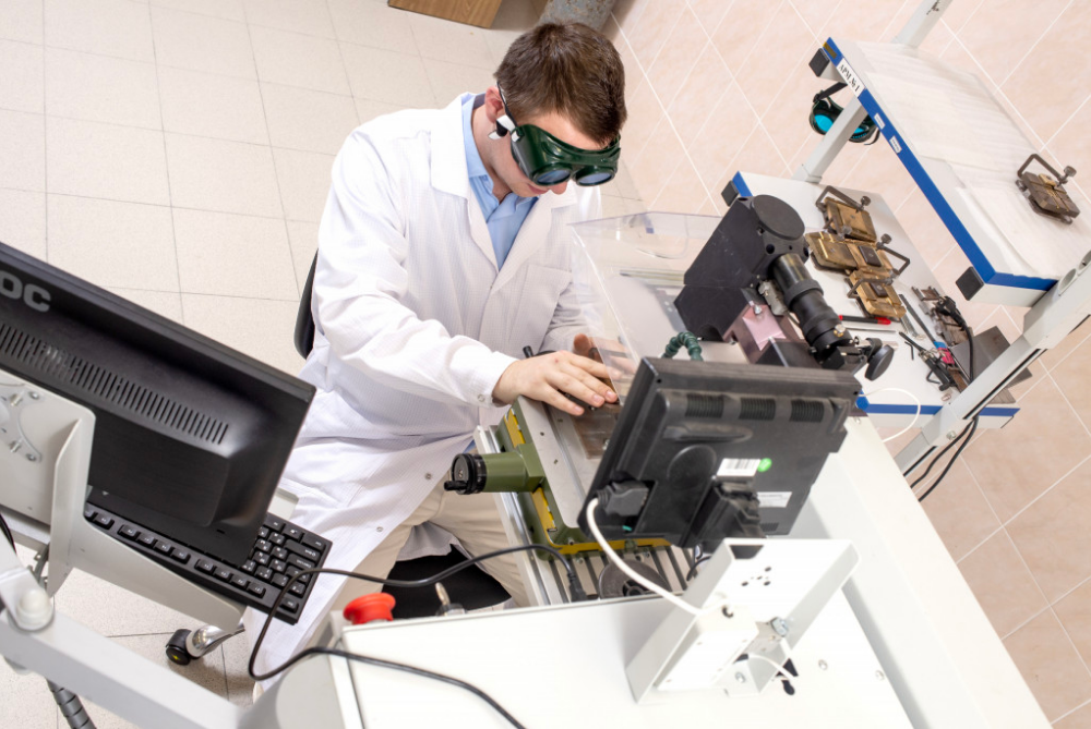 Vladimir Efimov: more than 100 vacancies have opened at microelectronics enterprises in the Technopolis Moscow SEZ
