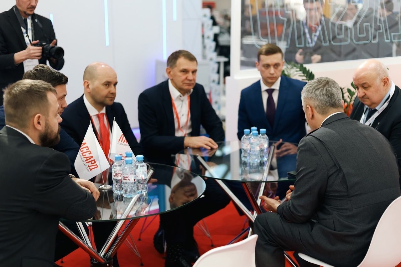 Enterprises of SEZ Moscow took part in the Photonics. World of Lasers and Optics-2025 exhibition