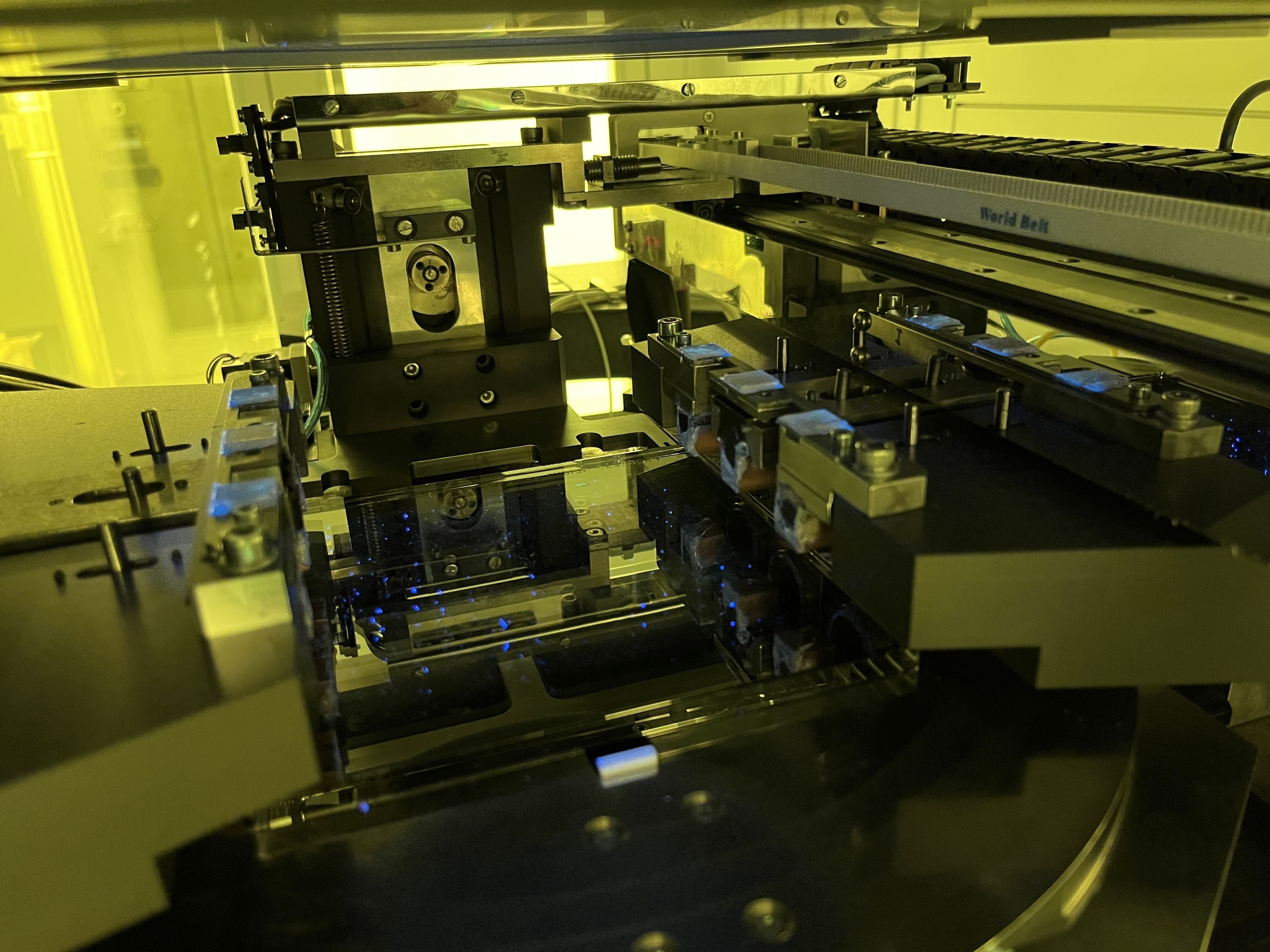 The first Russian photolithograph with a resolution of 350 nanometers was created at SEZ "Technopolis Moscow"
