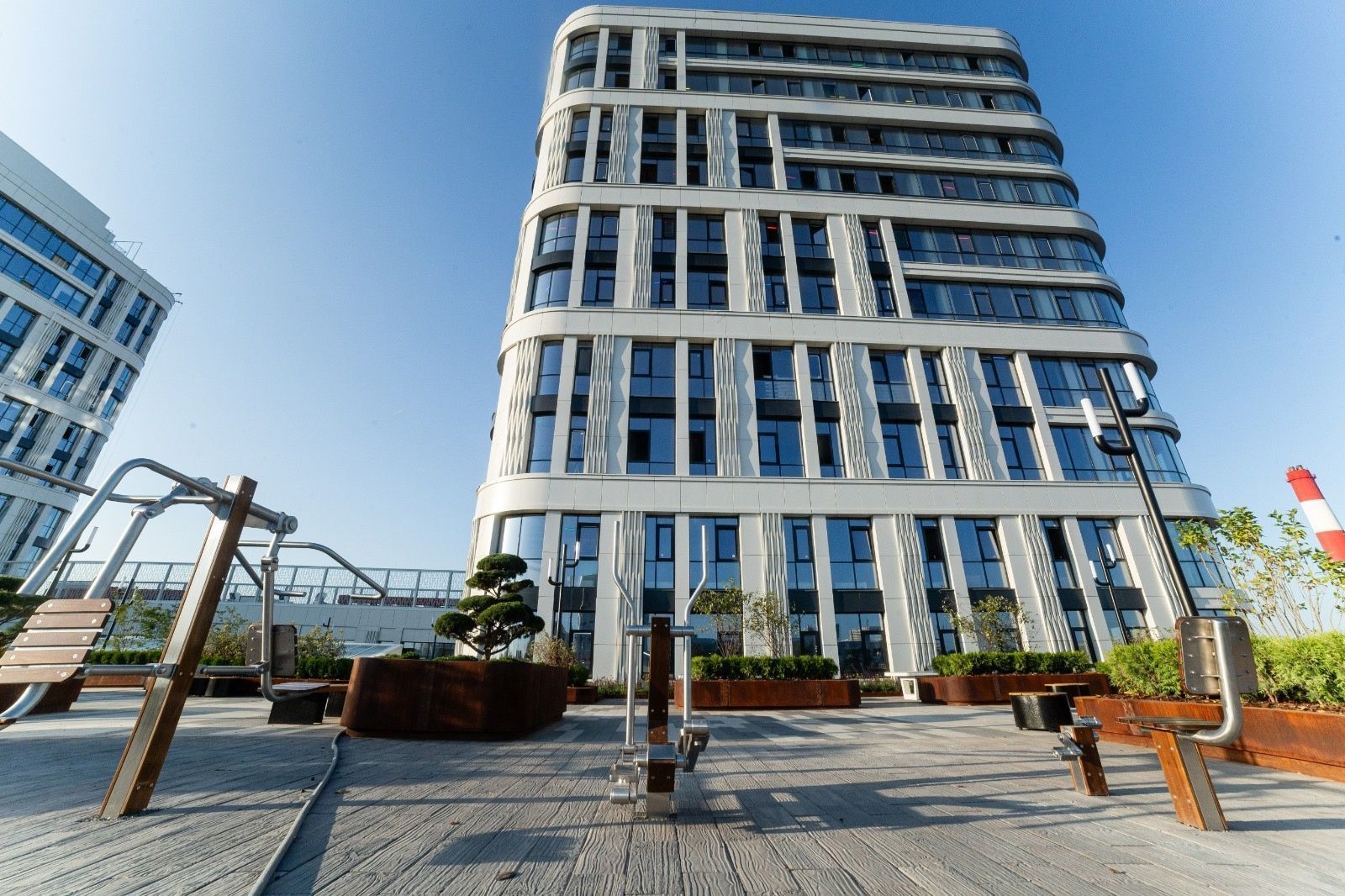A business center was built in the Rudnevo industrial park
