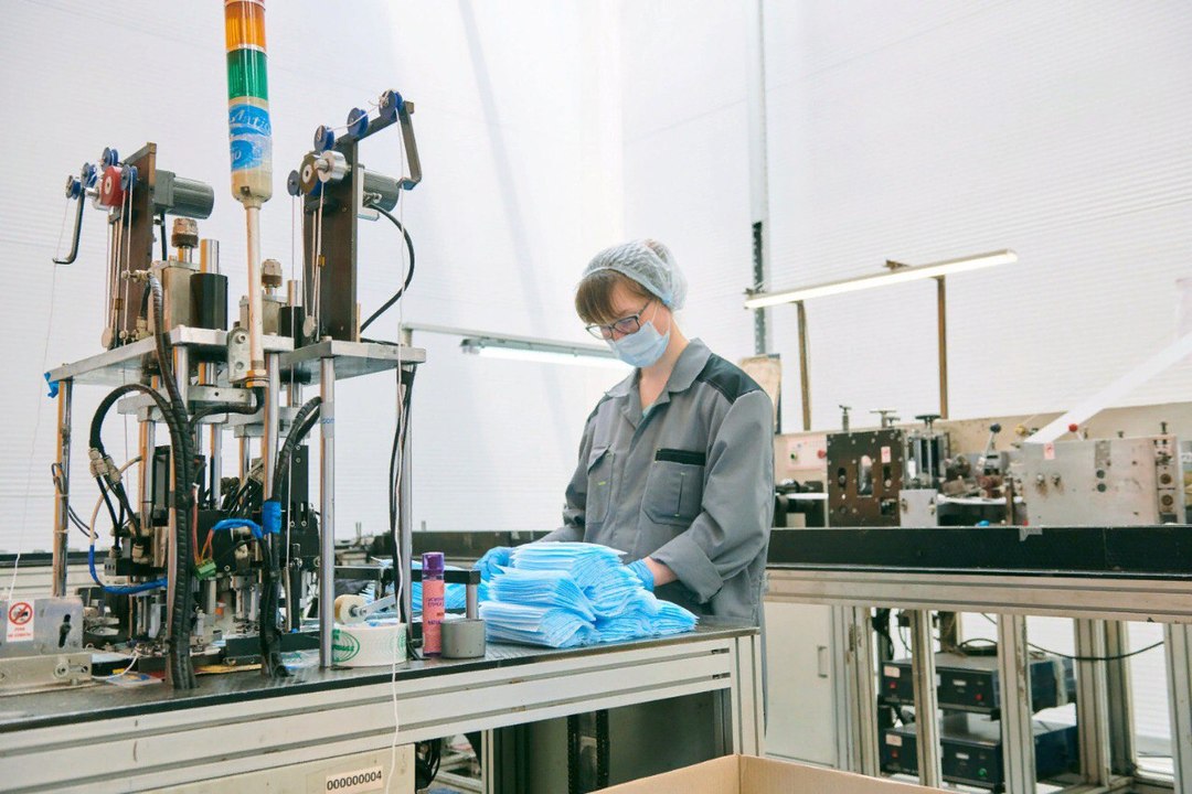 More than 900 thousand masks daily roll off the assembly line of the Technopolis Moscow SEZ