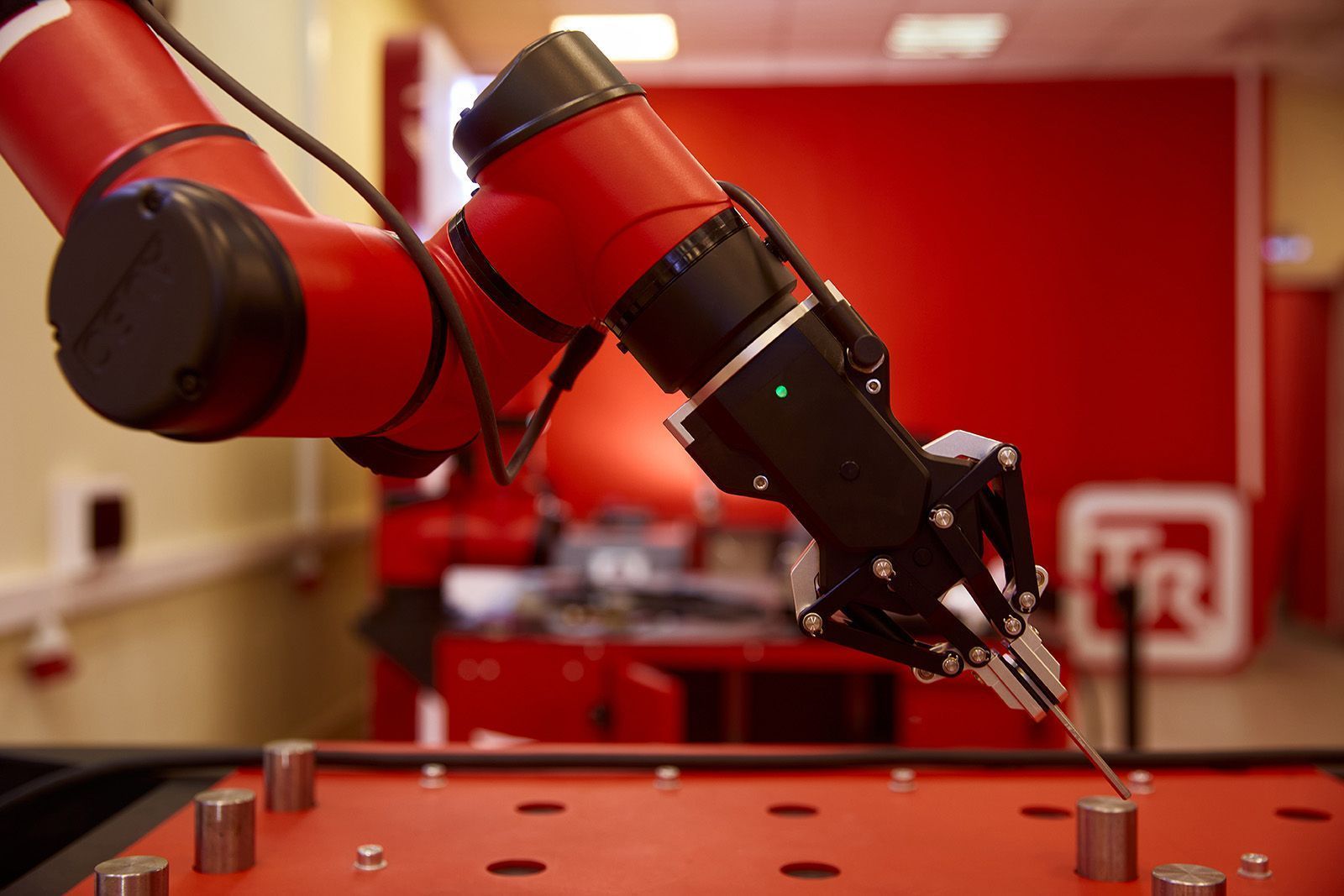 The manufacturer of industrial robots launched production at the SEZ "Technopolis Moscow" site