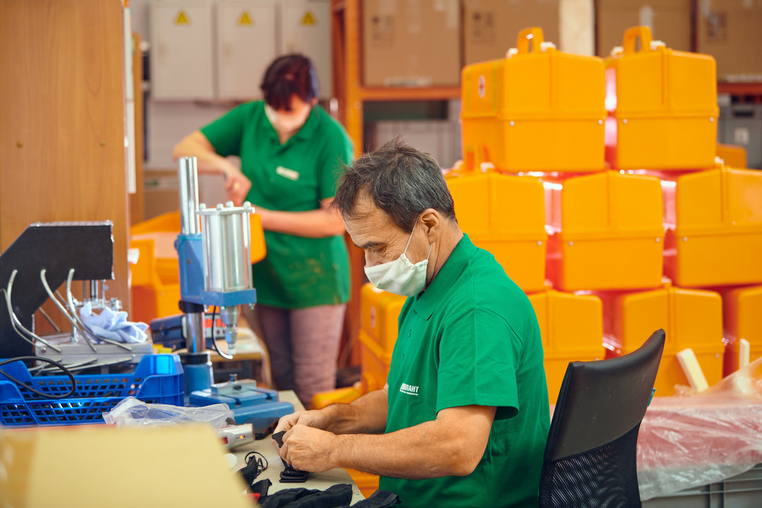Resident of the SEZ Technopolis Moscow equipped with medical equipment 2.5 thousand ambulances
