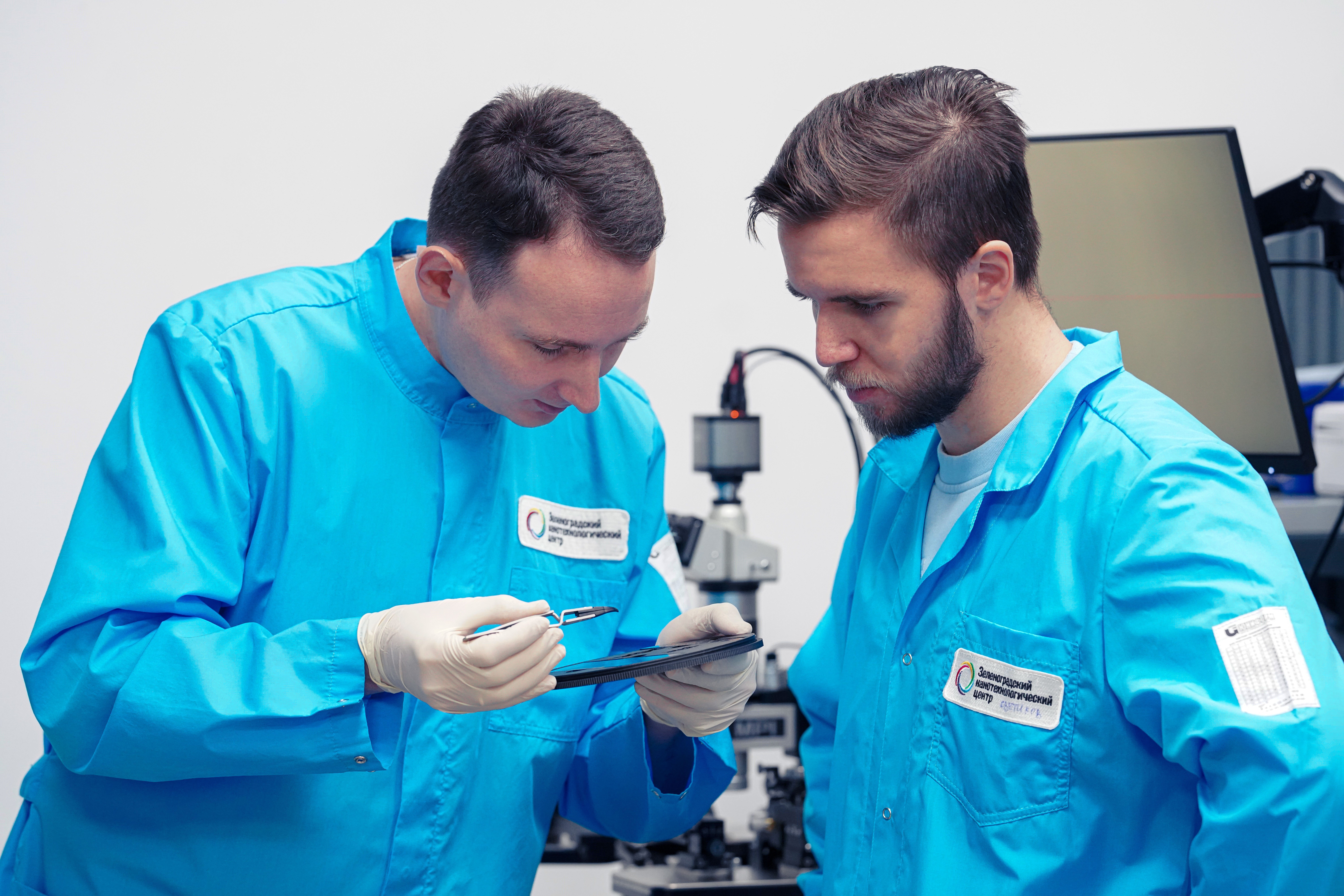 The first Russian photolithograph with a resolution of 350 nanometers was created at SEZ "Technopolis Moscow"