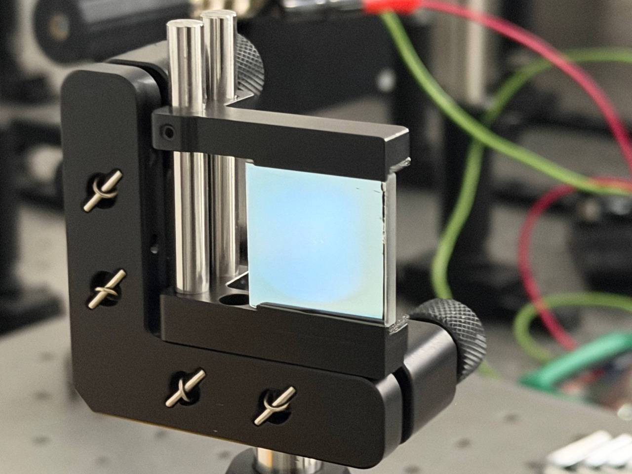 Technopolis Moscow SEZ resident jointly with RTU MIREA has developed an educational laboratory kit on photonics