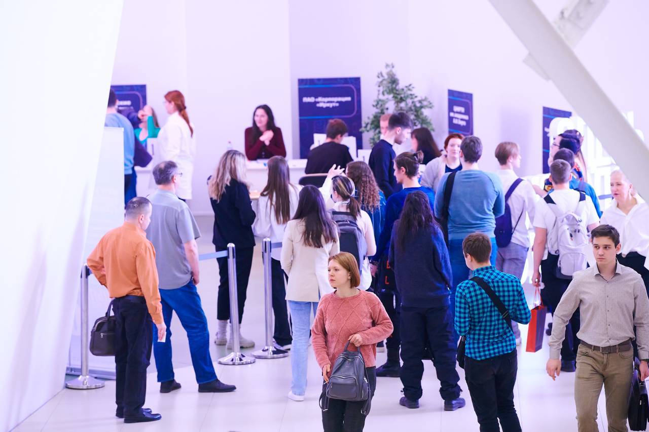 More than 200 vacancies for engineers were presented at the fair in the Technopolis Moscow SEZ