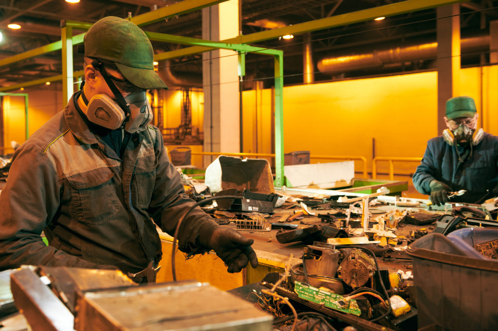 A company from the Technopolis Moscow SEZ collected more than a ton of obsolete household appliances from Muscovites for recycling
