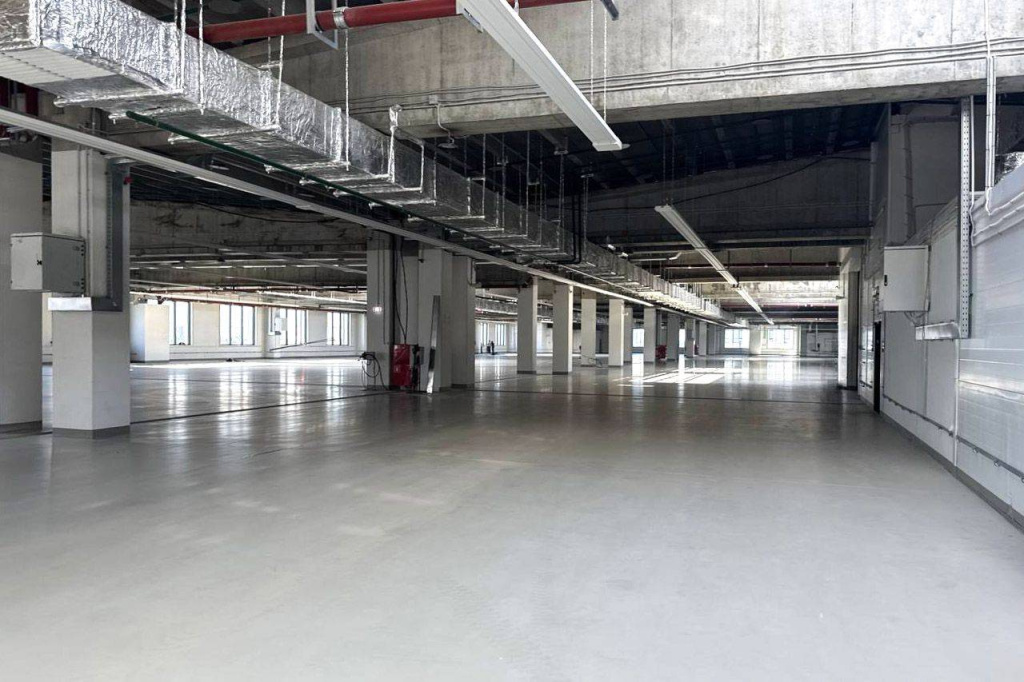 A modern industrial building was constructed in the Rudnevo Industrial Park. 