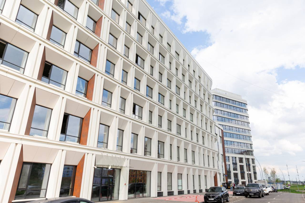 Almost 12.5 thousand square meters are available for business at the Rudnevo site