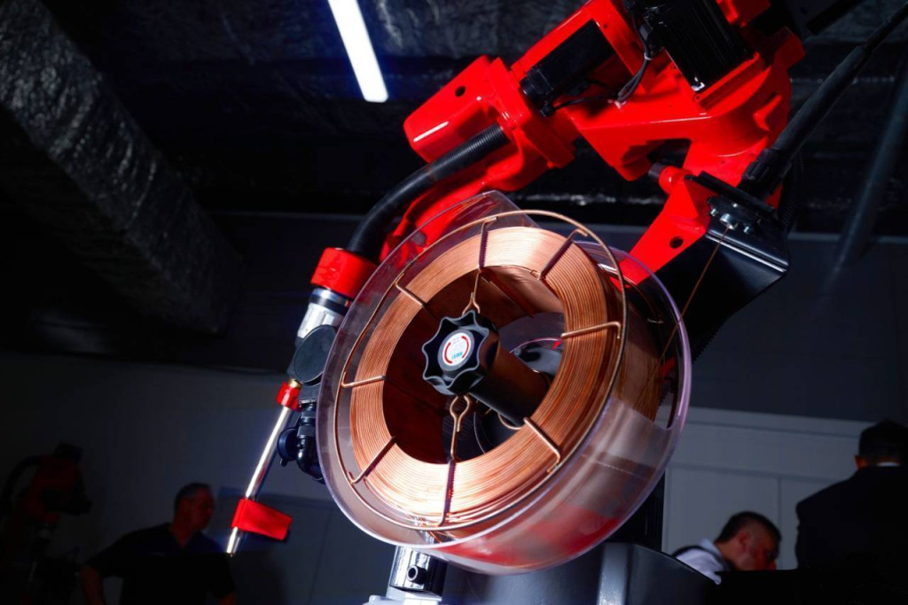 Sobyanin: A unique support system for the robotics industry has been created in Moscow.